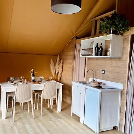 Glamping Grancia *