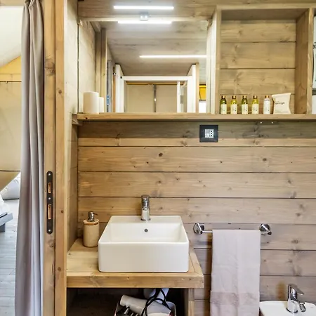 Glamping Grancia *